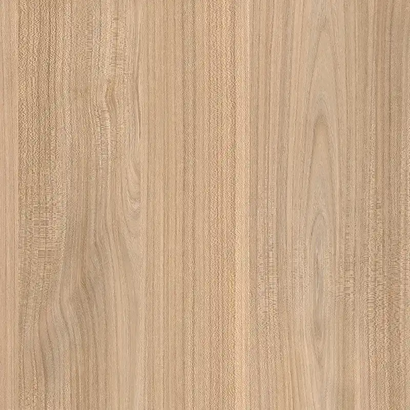 Dekor in heller Holzoptik für fugenlose Rückwände
